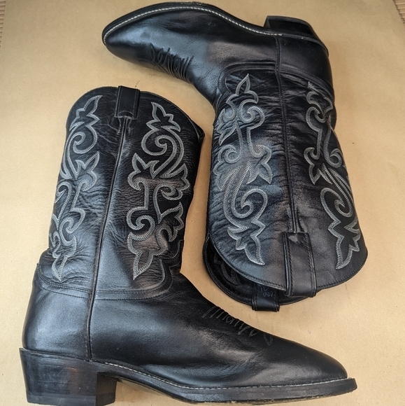 Justin Boots men's size 10 3E Western cowboy boots.These Justin boots look grea - Picture 4 of 10